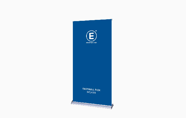 Roll-Up Banner in Blau mit dem Produktnamen 'EASYWALL FLEX' und dem Logo 'E'