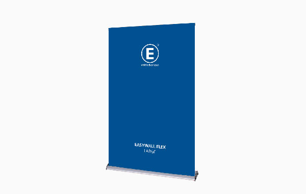 Roll-Up Banner in Blau mit dem Produktnamen 'EASYWALL FLEX' und dem Logo von ENTDECKER.