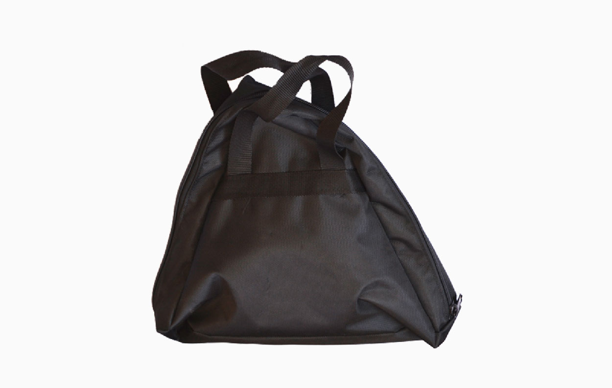 Schwarze Tasche für Rennsportbande Zubehör mit zwei Tragegriffen.
