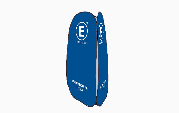 Quicktower in Größe Large, blau mit dem Logo von ENTDECKER, zusammengeklappt.