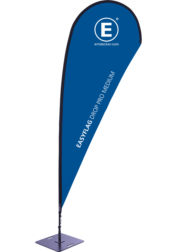 Tropfenförmige Beachflag in Blau mit dem Text 'EASYFLAG DROP PRO MEDIUM' und dem Logo von ENTDECKER.