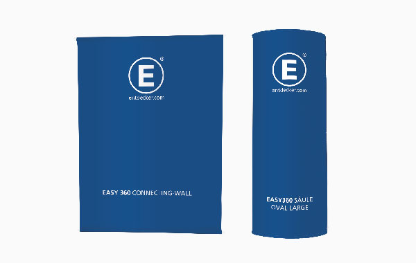 Zwei textile Produkte: ein blauer Wandbezug und eine runde Säule in großer ovaler Form, beide von ENTDECKER.