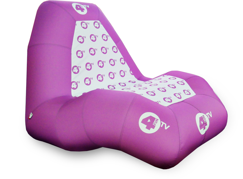 Vento Stuhl Fotel 4 Fun TV, ein pinkfarbener, gepolsterter Sitzsack mit weißen Logos.
