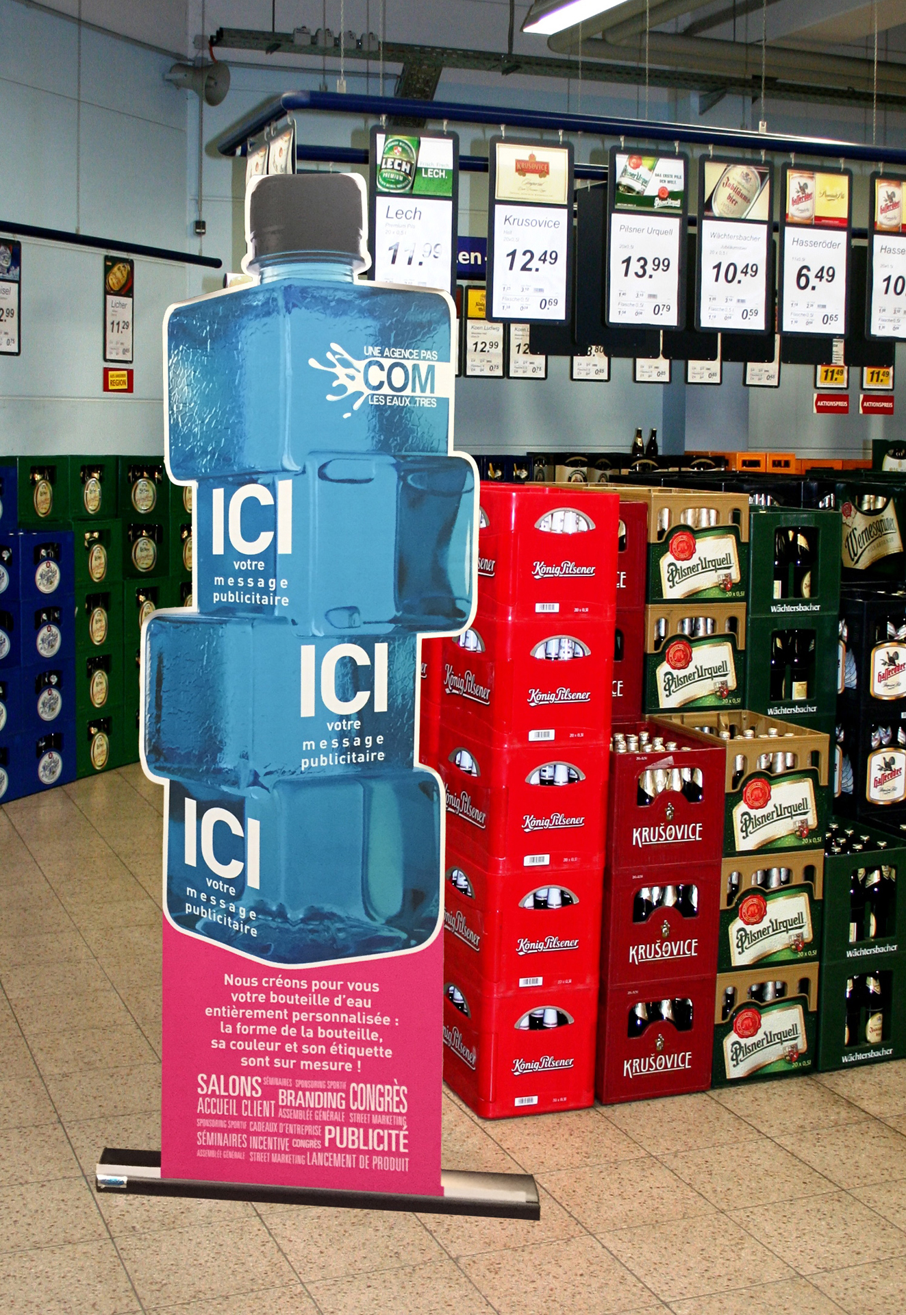 Zwei Roll-Up Banner des Produkts Rollup Easy-T Roll Up Set Small X Large in blauer Farbe mit dem Logo E und der Website entdecker.com.