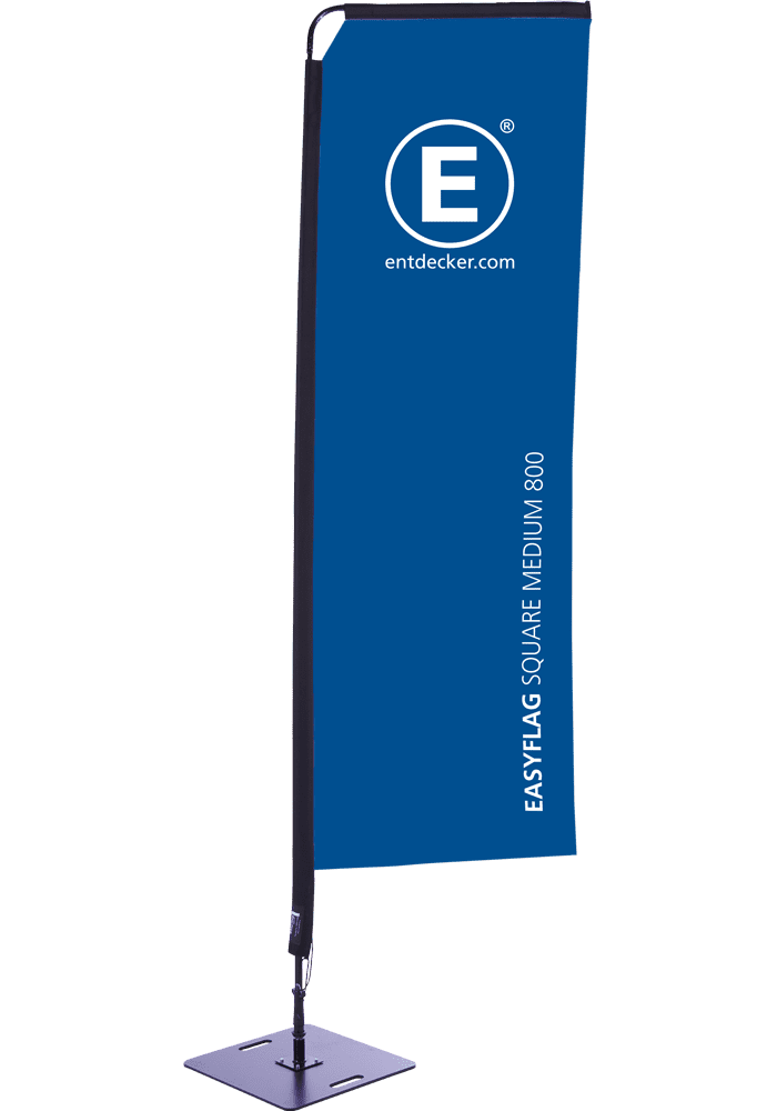 Rechteckige Beachflag von ENTDECKER in Blau mit dem Text 'EASYFLAG SQUARE MEDIUM 800' und Logo.